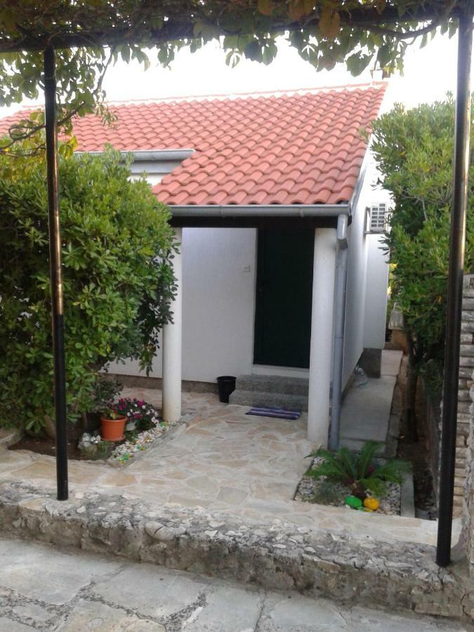 Apartment Milka Petrcane Luaran gambar